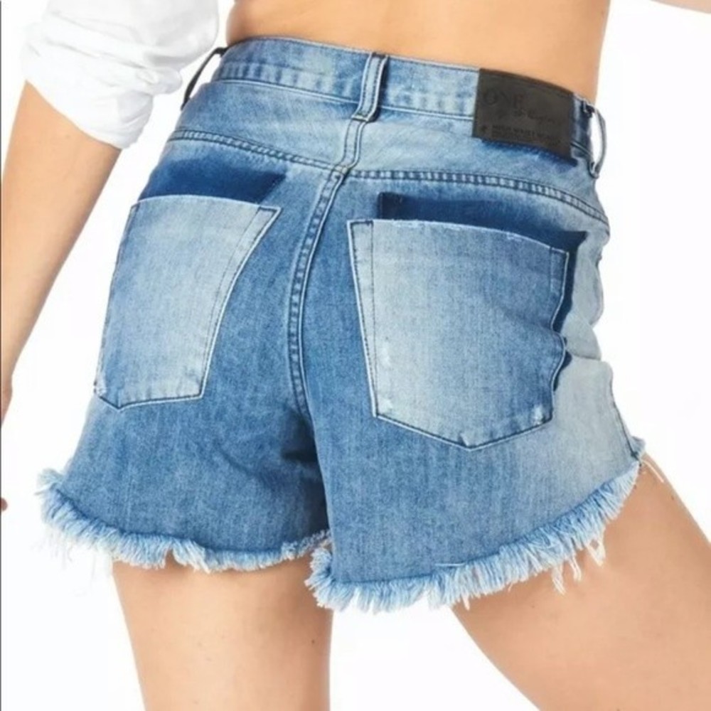 One Teaspoon Denim Cutoff Fringe Shorts Size 26 - Picture 2 of 12
